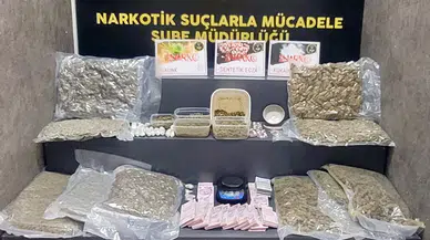 İzmir Karşıyaka'da uyuşturucu operasyonu : 11 kilo madde ele geçirildi