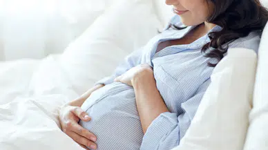 Sezaryen doğum oranında yıllar sonra ilk düşüş