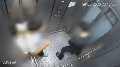 Bursa'da asansörde mahsur kalan çocukların asansörü omuz atarak bozdukları ortaya çıktı