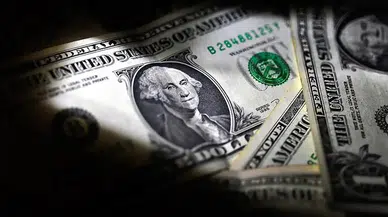 Dolar/TL kuru perşembe günü hangi seviyeden başladı ve küresel piyasalarda neler oluyor?