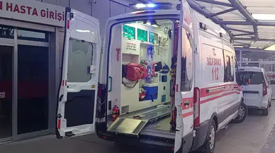 Konya'da kontrolden çıkan motosiklet devrildi : 2 kişi yaralandı