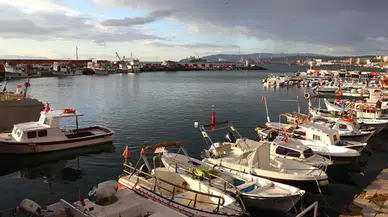 Tekirdağ'da poyraz etkisini azalttı : Deniz ulaşımı normale döndü