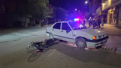 Adana Kozan'da otomobille çarpışan motosikletli yaralandı