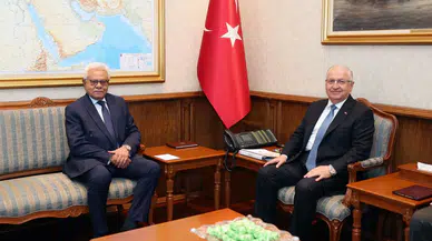 Bakan Güler, Pakistan'ın Ankara Büyükelçisi Cüneyd'i kabul etti
