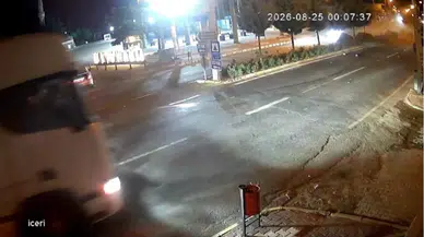 Nevşehir'de ters yönde ilerleyen otomobil korkuttu : Tır sürücüsü kazayı önledi