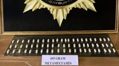 Bayburt'ta 445 gram uyuşturucu ele geçirildi : 1 tutuklama