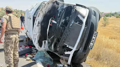 Minibüs kazasında ölü sayısı 7'ye yükseldi