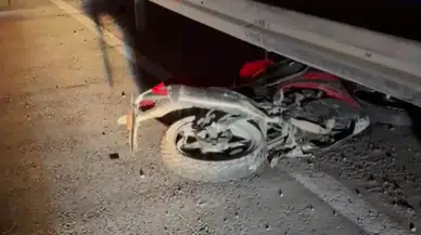 Bursa'da motosiklet bariyerlere çarptı : Sürücü ağır yaralandı