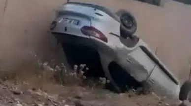 Diyarbakır'da otomobil kontrolden çıkıp takla attı : 1 yaralı