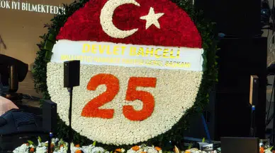 Bahçeli’den AK Parti’nin 25. yıl dönümüne özel çelenk