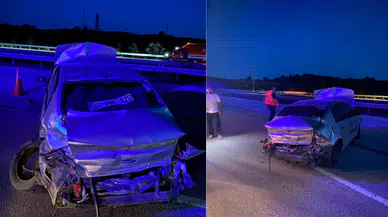 Kırklareli'de otomobil bariyerlere çarpıp hurdaya döndü