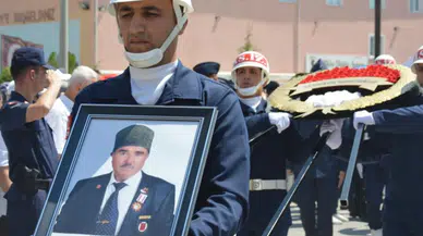 Kütahya'da traktör kazasında hayatını kaybeden Kıbrıs gazisi defnedildi
