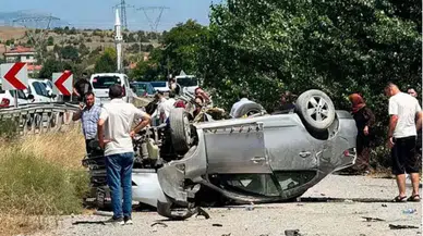 Kastamonu'da otomobil takla attı: Aynı aileden 3'ü çocuk 6 kişi yaralandı