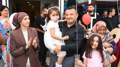 Samsun’da lösemiyi yenen 5 yaşındaki Berra doğum gününde taburcu edildi