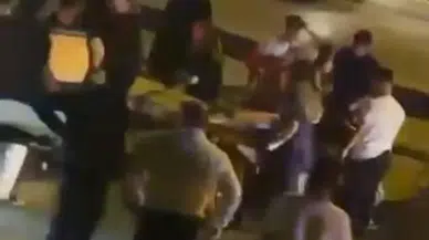 Bursa'da yolun karşısına geçen 2 kişiye otomobil çarptı : 1'i ağır 2 yaralı