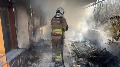 Hatay Arsuz'da müstakil küle döndü