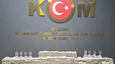 Kırşehir’de kaçakçılık operasyonu : İş yerinden binlerce makaron ve elektronik nargile çıktı