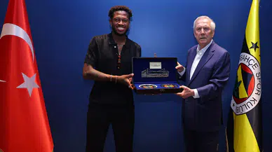 Atletico Mineiro'ya transfer olan Fred, Fenerbahçe'ye veda etti