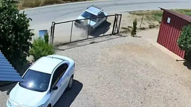 Adana'da ölümden dönülen kaza ! Takla atan araçtaki 3 çocuk yara almadan kurtuldu