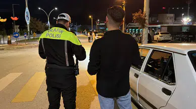 Bolu'da polis ve jandarmadan trafik denetimi : 1 haftada bin 418 sürücüye ceza
