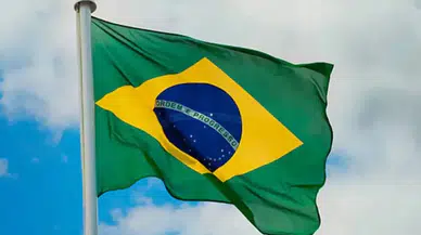 Brezilya Rio de Janeiro eyaletinde turist otobüsü devrildi : 10 kişi öldü