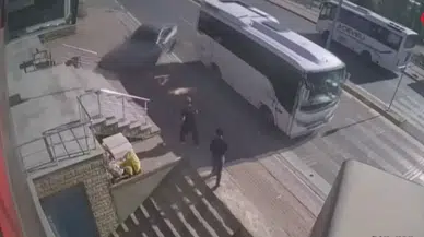 Kocaeli’de otomobil merdiven boşluğuna uçtu ! 2 kişi saniyelerle kurtuldu