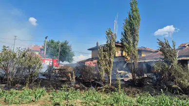 Uşak Banaz'da ev yangını : Alevler kontrol altına alındı