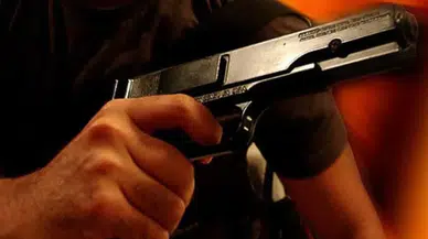 Manisa'da berber dükkanına silahlı saldırı : 2 ölü