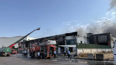 Gaziantep'te elyaf fabrikasında yangın