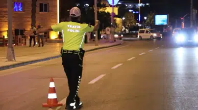 Kayseri'de asayiş operasyonu : 'Şehit Murat Akpınar-12' ile 104 aranan şüpheli yakalandı