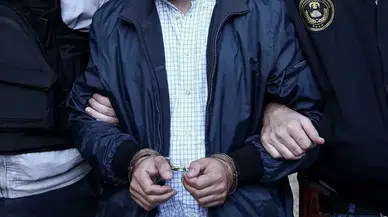 Şanlıurfa'da polis aracına bıçakla saldıran zanlı tutuklandı