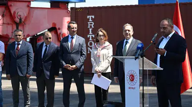 Türkiye'den Lübnan’a 40 palet ilaç yardımı