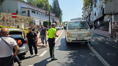 Zonguldak'ta otomobil yayaya çarptı : Bir kişi yaralandı