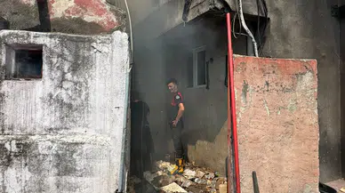 Zonguldak'ta korkutan depo yangını : Dumanlar gökyüzünü kapladı