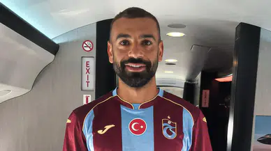 Mohamed Salah'ı taşıyan uçak İstanbul'a indi