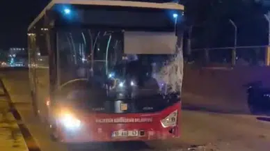 Bandırma'da ters yöne giren otobüs motosiklete çarptı : 17 yaşındaki genç yaralandı