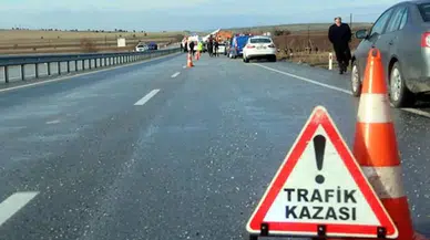 Giresun'da panelvan şarampole devrildi : Kazada sürücü yaralandı