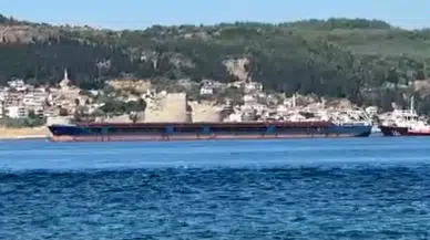 Çanakkale Boğazı'nda kargo gemisi arızalandı