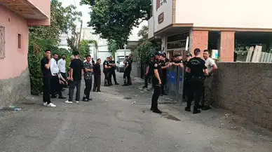 Annesini öldürüp çöp konteynerine attı