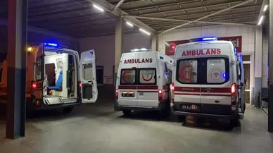Çorlu’da motosiklet ile hafif ticari araç çarpıştı : 1’i çocuk 2 kişi yaralandı