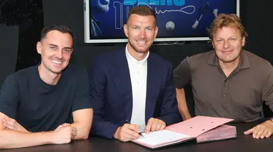Edin Dzeko, Schalke 04 ile 1 yıllık yeni sözleşme imzaladı