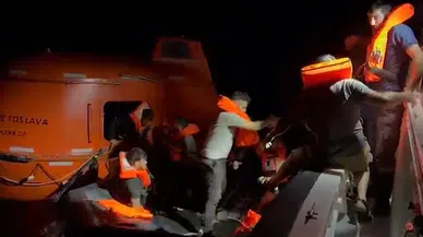 Kastamonu açıklarında batma tehlikesi geçiren gemideki 13 mürettebat kurtarıldı