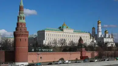 Kremlin : İngiltere, Ukrayna krizinde barış sürecini engelliyor