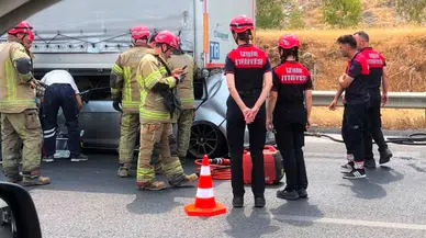 İzmir'de otomobil, tırın dorsesine çarptı : 1 ölü