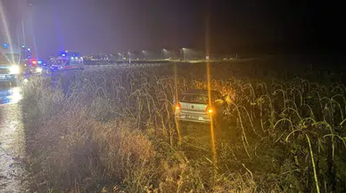 Çorum'da kontrolden çıkan otomobil tarlaya uçtu : 2 yaralı
