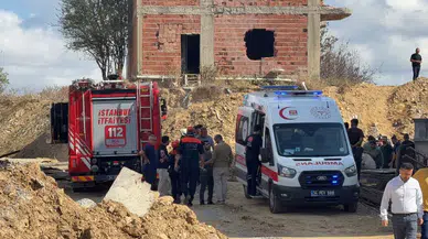 Başakşehir'de inşaat alanında toprak kayması