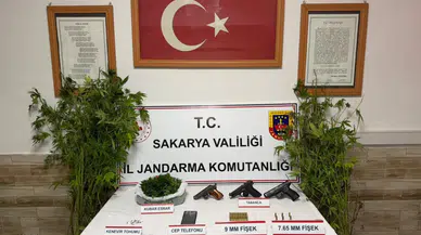 Sakarya'da 3 ilçede uyuşturucu operasyonu : 4 kişi tutuklandı