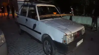 Burdur'da iki grup arasında kavga : Kürekler kullanıldı, 2 otomobil zarar gördü