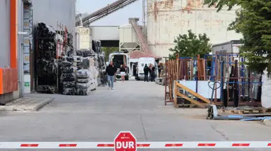 Eskişehir'de yapı fabrikasında yüksekten düşen şahıs hayatını kaybetti