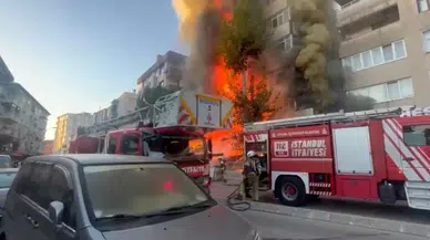 Kartal'da yangın : Market kullanılamaz hale geldi